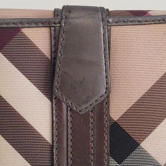 *Final Sale* Burberry Supernova Small Wallet - Picture 3 of 7
